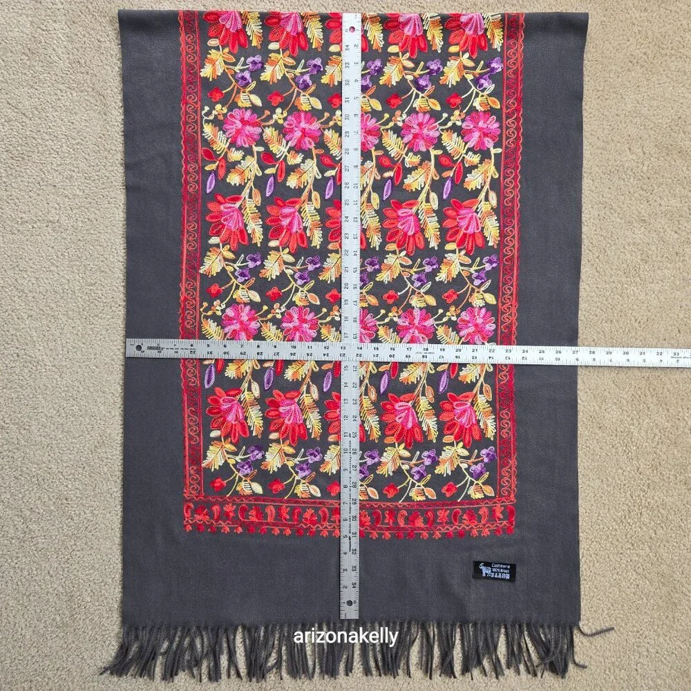 NWOT Cashmere Scarf With Chain Stitch Embroidery Colorful Woven